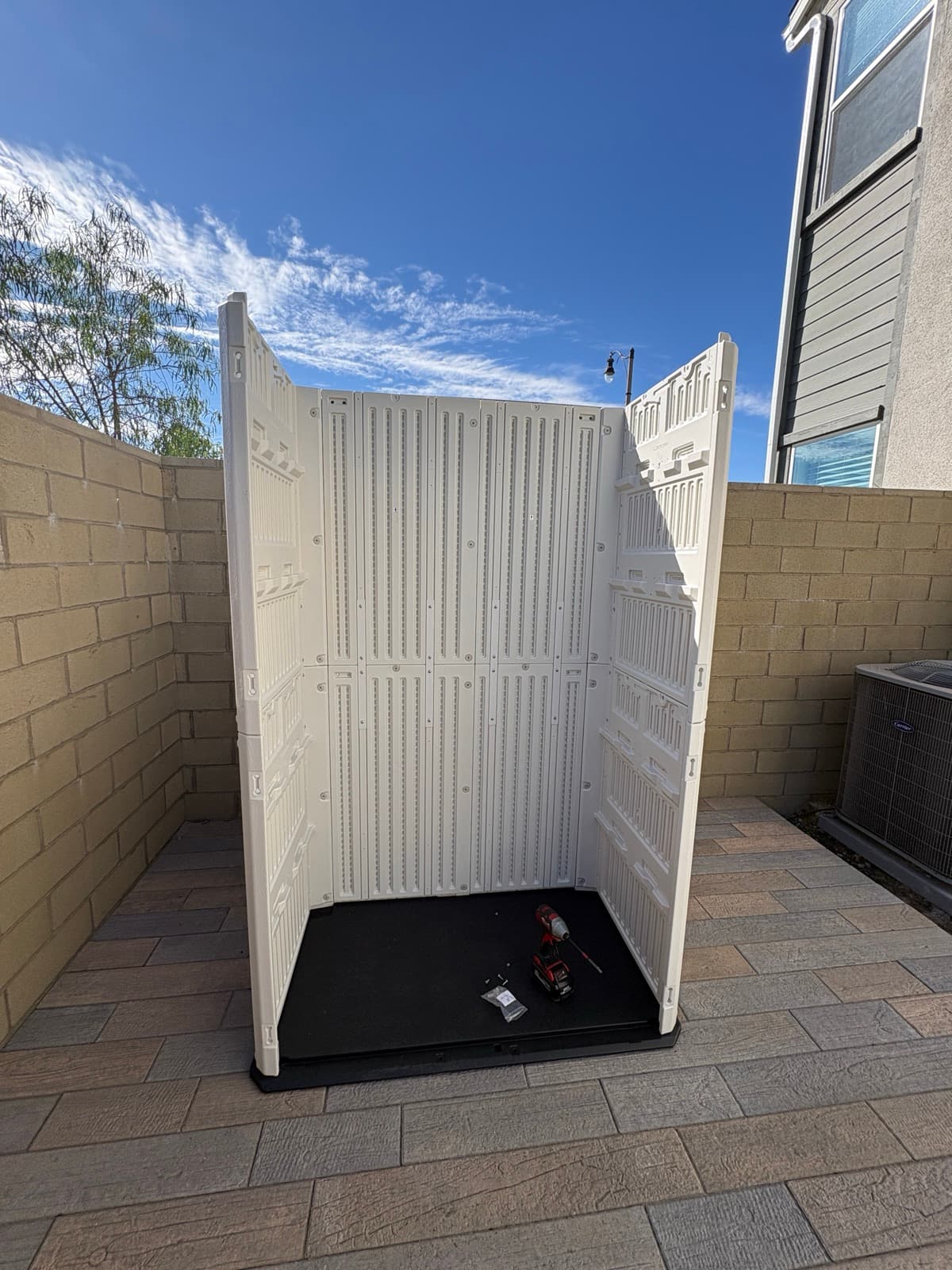 Outdoor Storage Cabinet Assembly photo 5