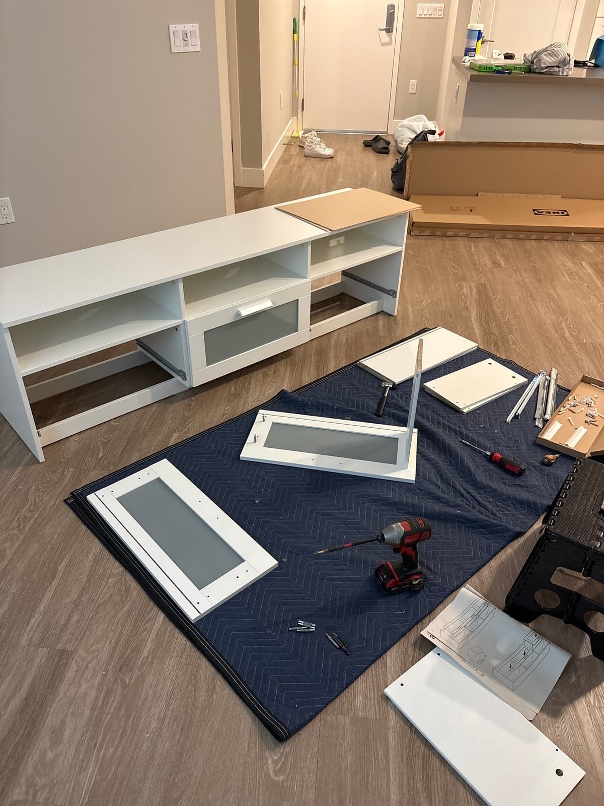 Media Console Assembly photo 2
